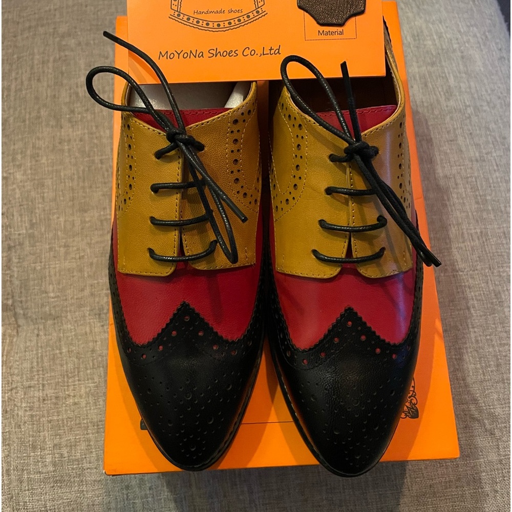 Womens Mona Flying Derby shoes sz 9